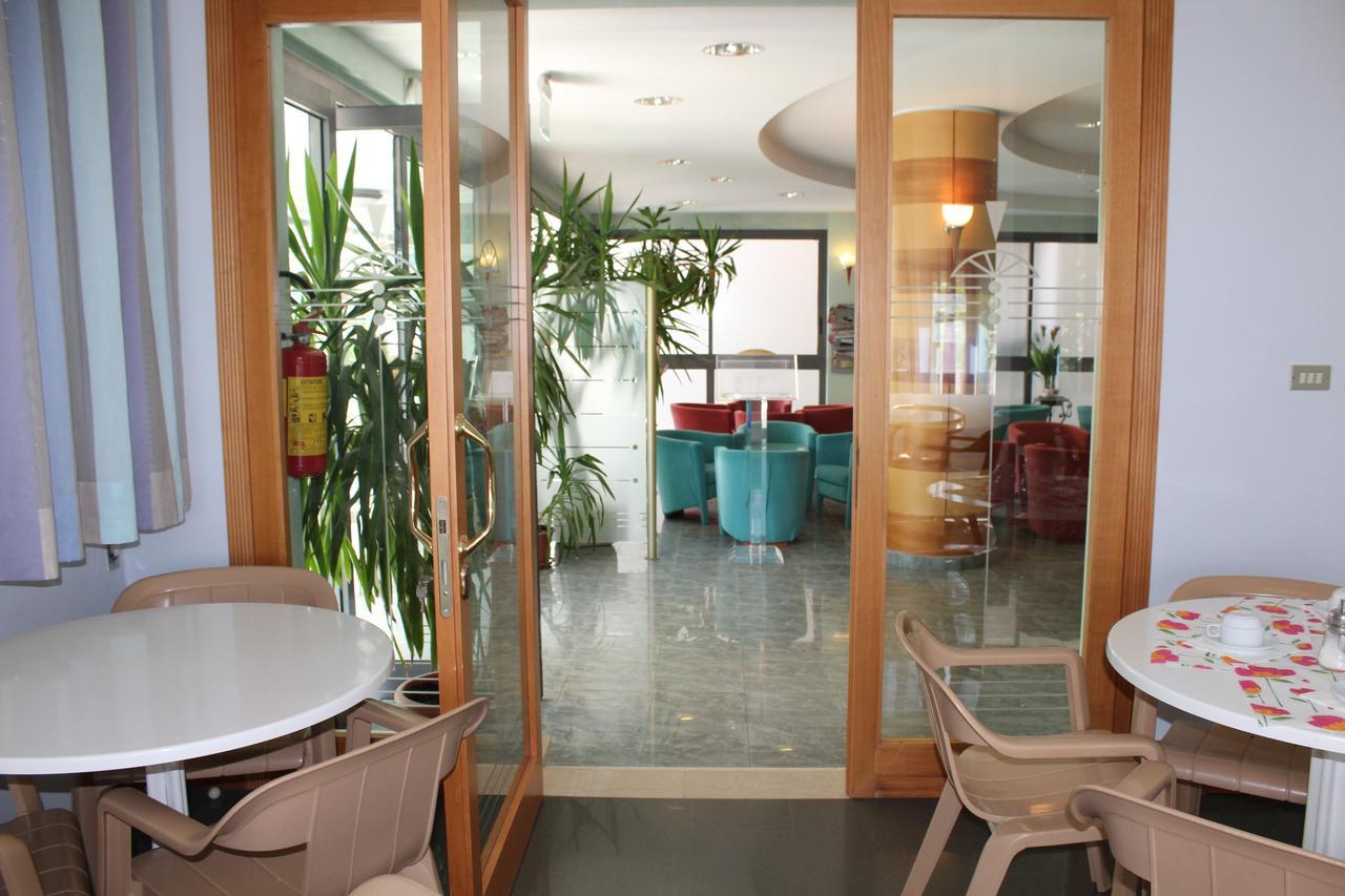 Hotel American Bellaria-Igea Marina Exterior photo